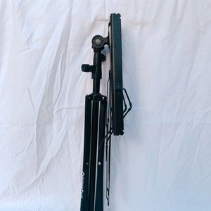 Chroma Cast music stand